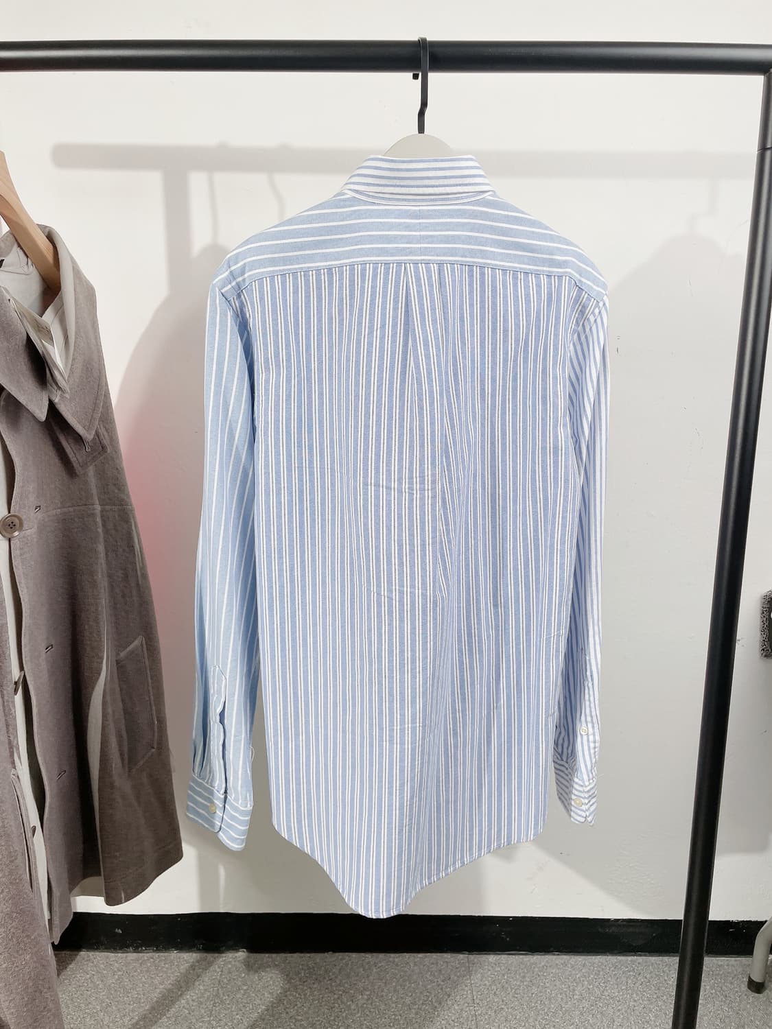 (정품/새상품) 폴로 랄프 로렌 남성 스트라이프 블루 클래식 핏 셔츠 상품이미지4