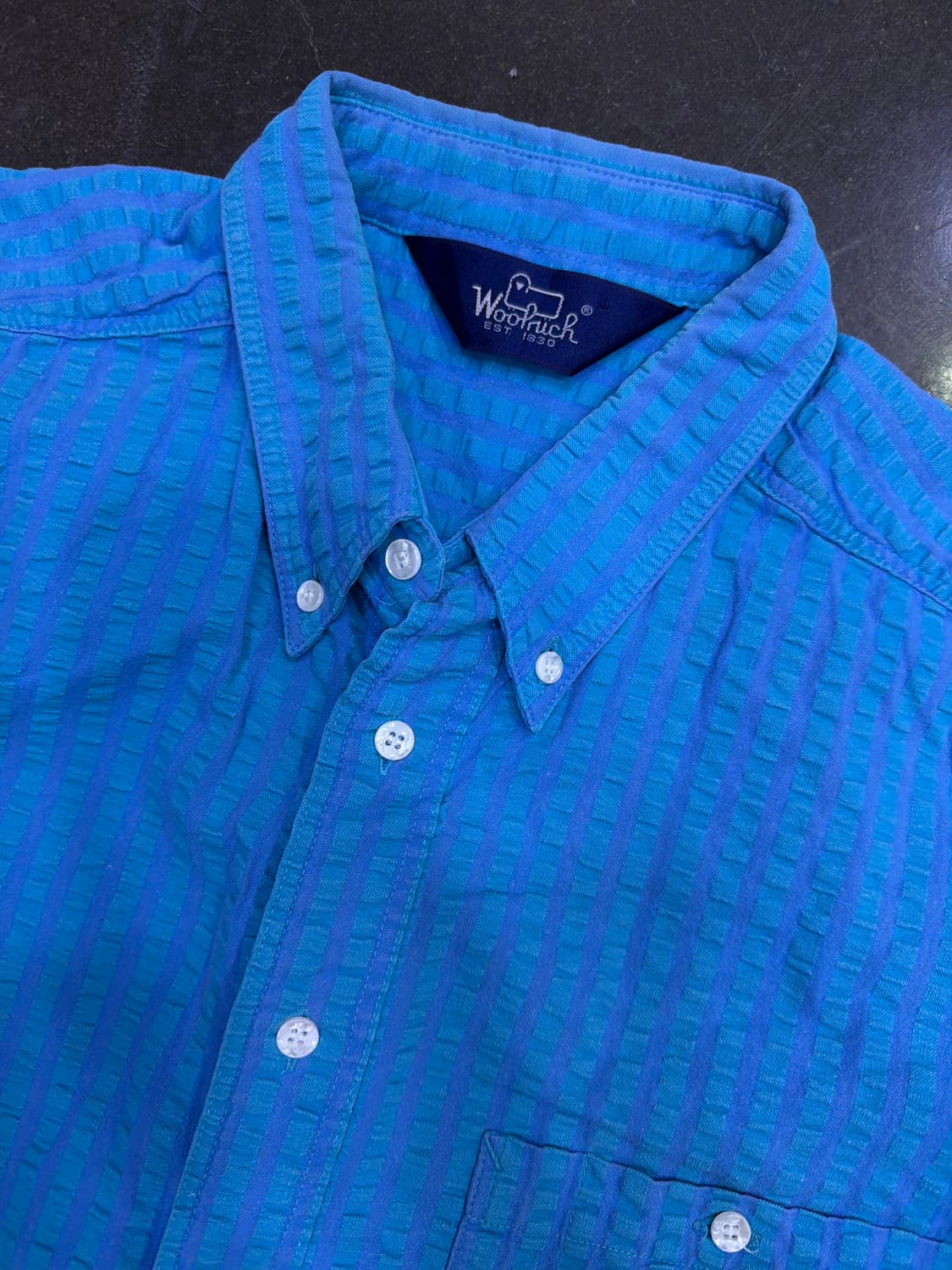 울리치 캐쥬얼 버튼다운 스트라이프 시어서커 엠보싱 반팔셔츠 L 상품이미지2