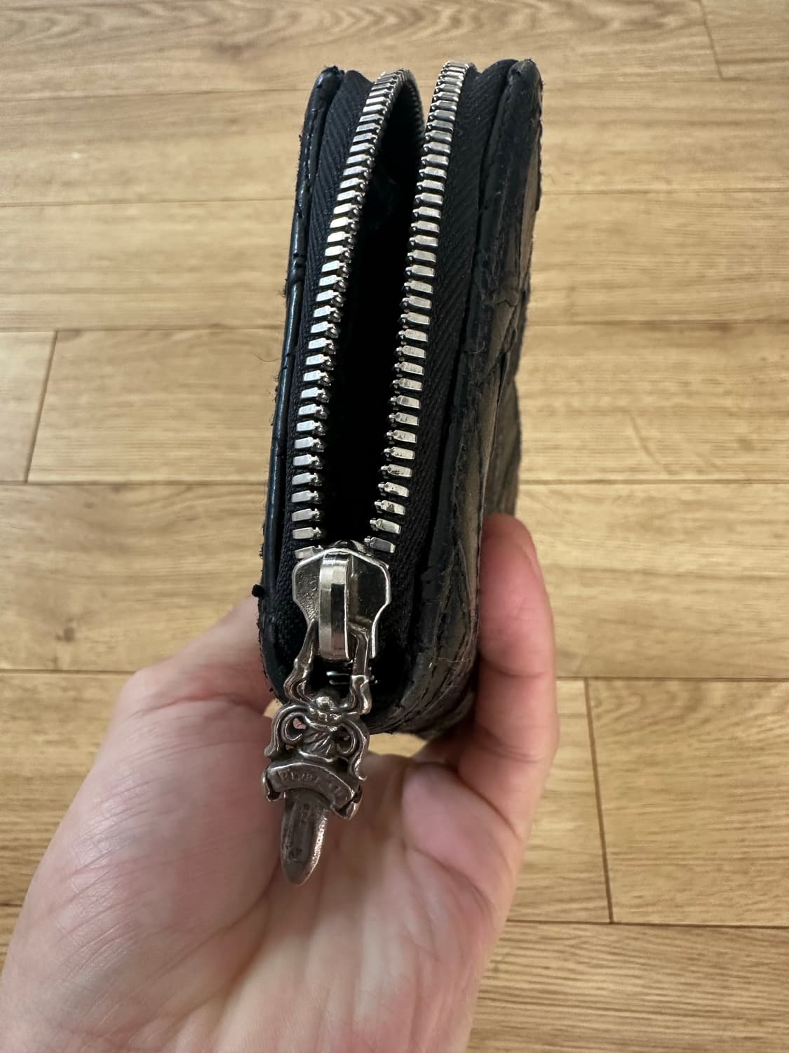 크롬하츠 세메터리 레더패치 장지갑 상품이미지2