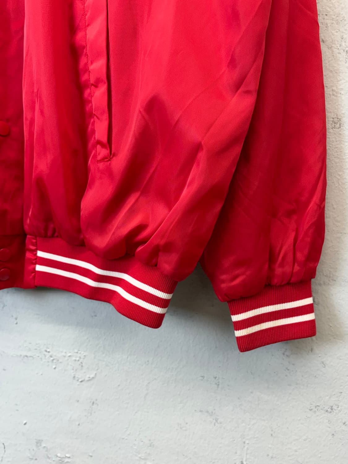 디즈니 90s 구피 스타디움 자켓 레드 상품이미지5