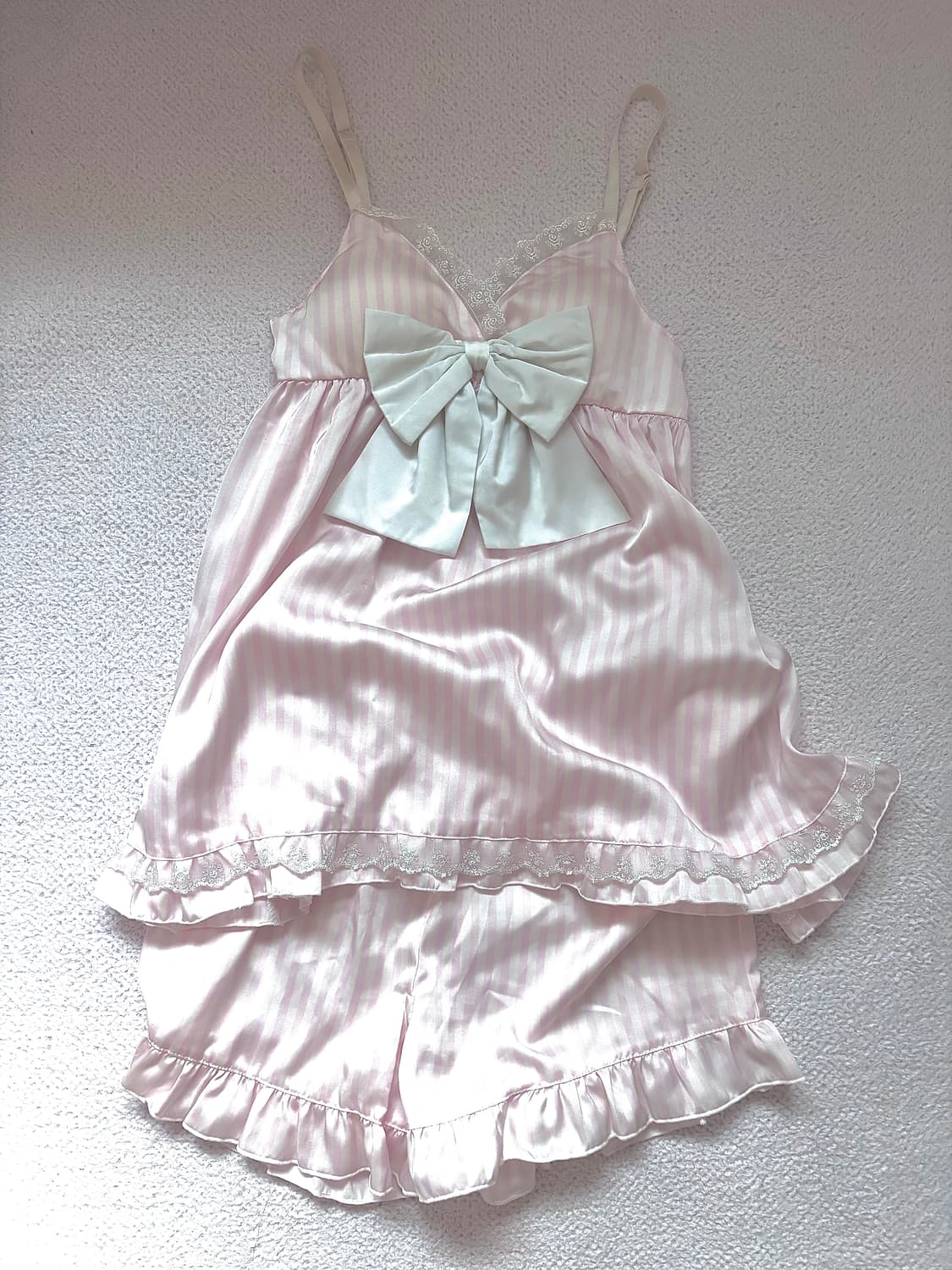 슈가돌 스트라이프 핑크 룸웨어 세트 리즈리사 원피스 히메갸루 라떼갸루 상품이미지1