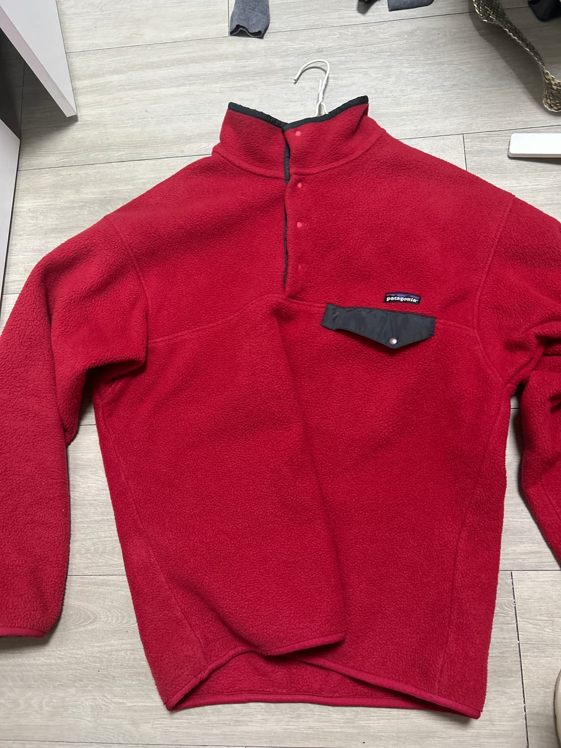 파타고니아 레드 상의 상품이미지1