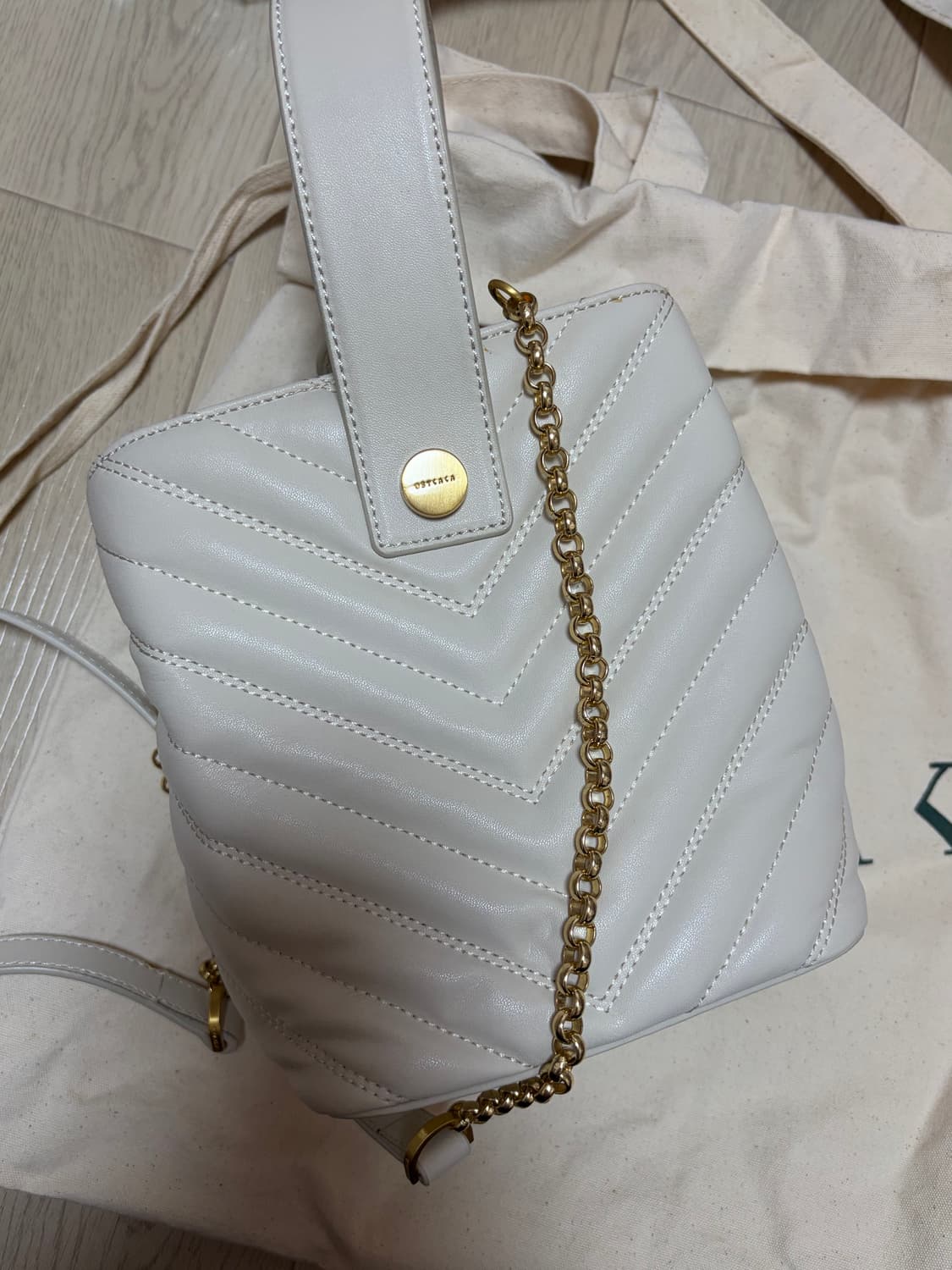 오스트카카 가방 상품이미지3