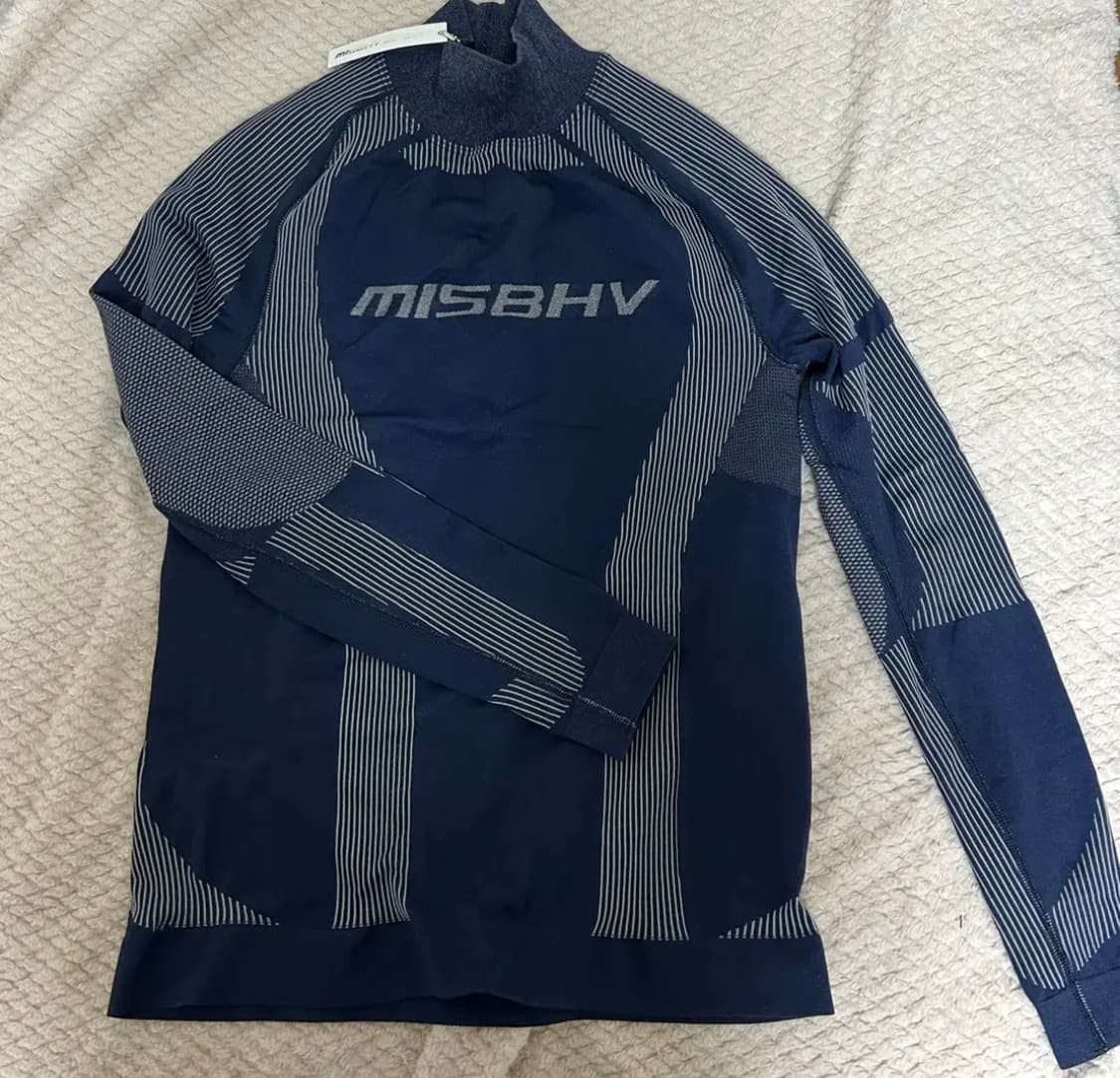 (새상품)MISBHV 네이비 스포츠 컴프레션탑 xa/s 상품이미지1
