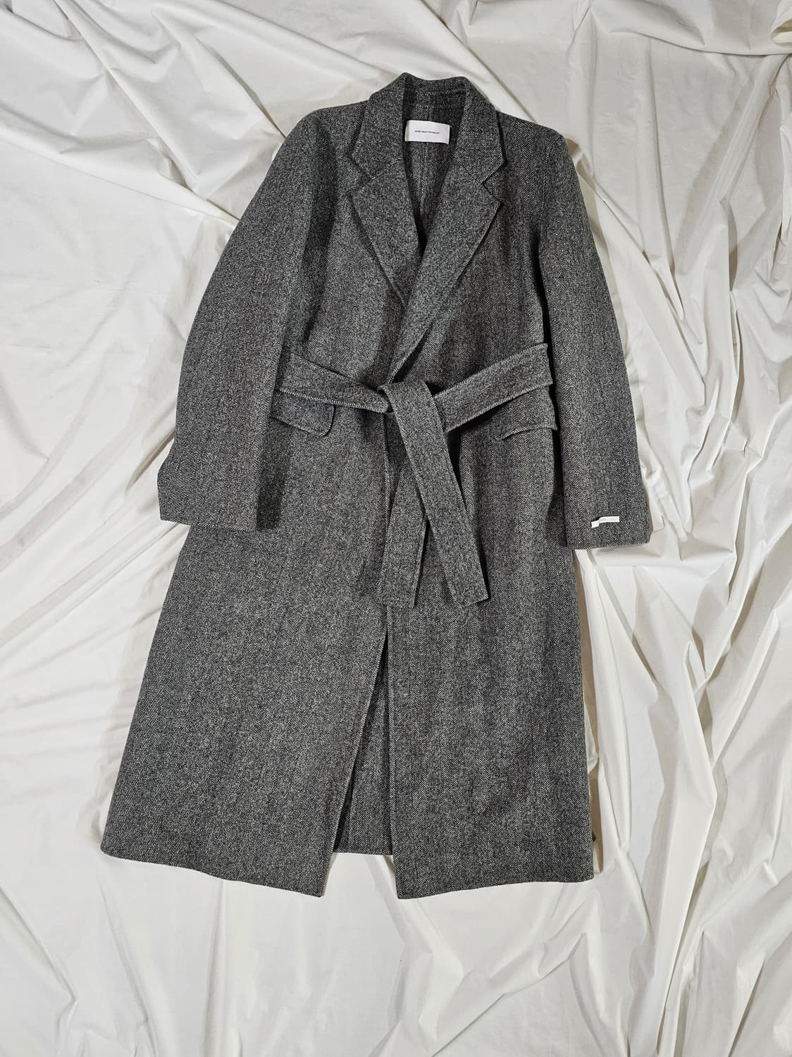 모어댄예스터데이 클래식 헤링본 핸드메이드 롱코트 상품이미지1