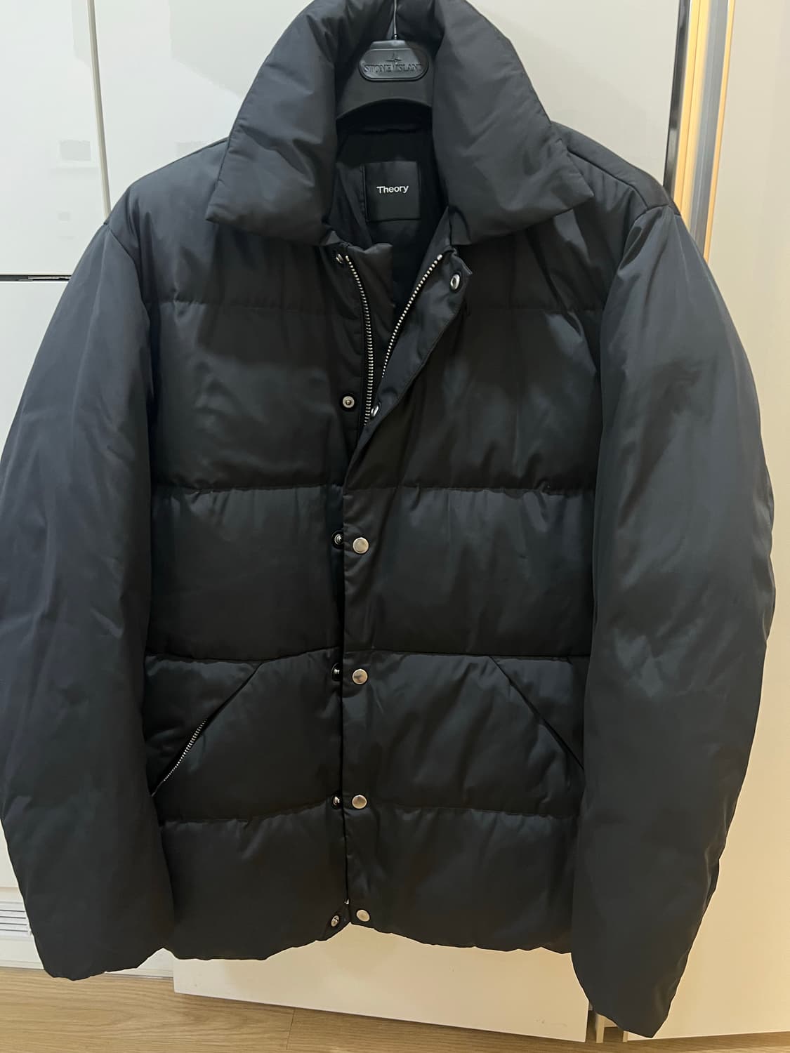 띠어리 다크차콜 푸퍼패딩 105-108 상품이미지1