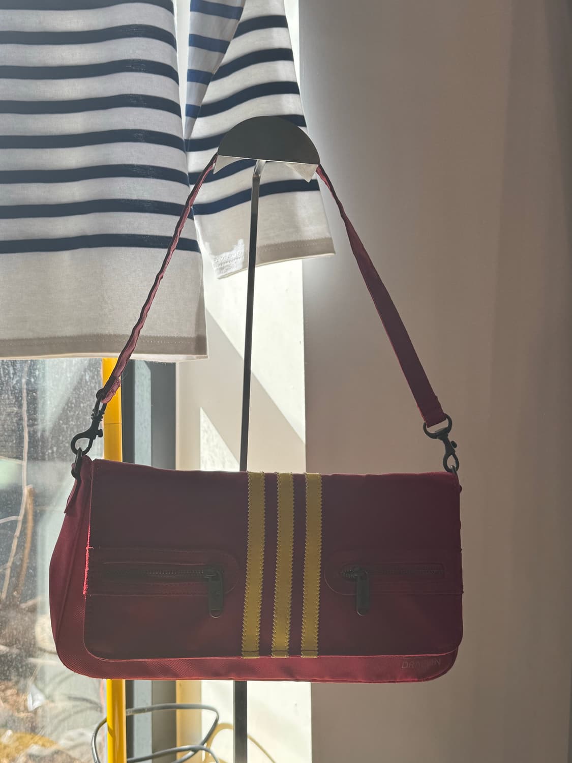 아디다스y2k 드래곤백 상품이미지3