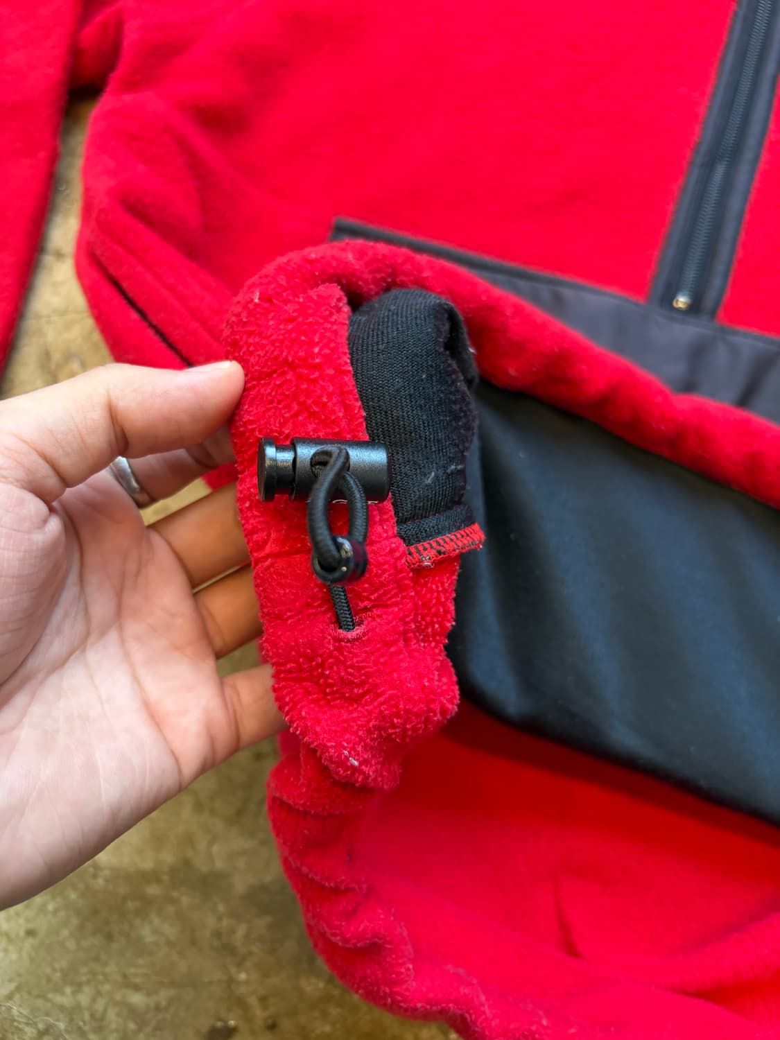 AIGLE 레드 플리스 풀오버 상품이미지4