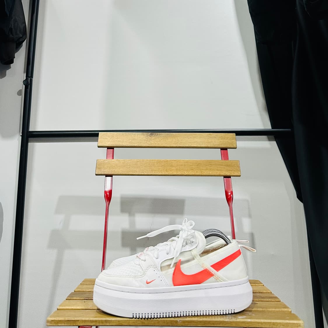 240) 나이키 운동화 여성 여자 신발 코트 비전 알타 화이트 상품이미지3