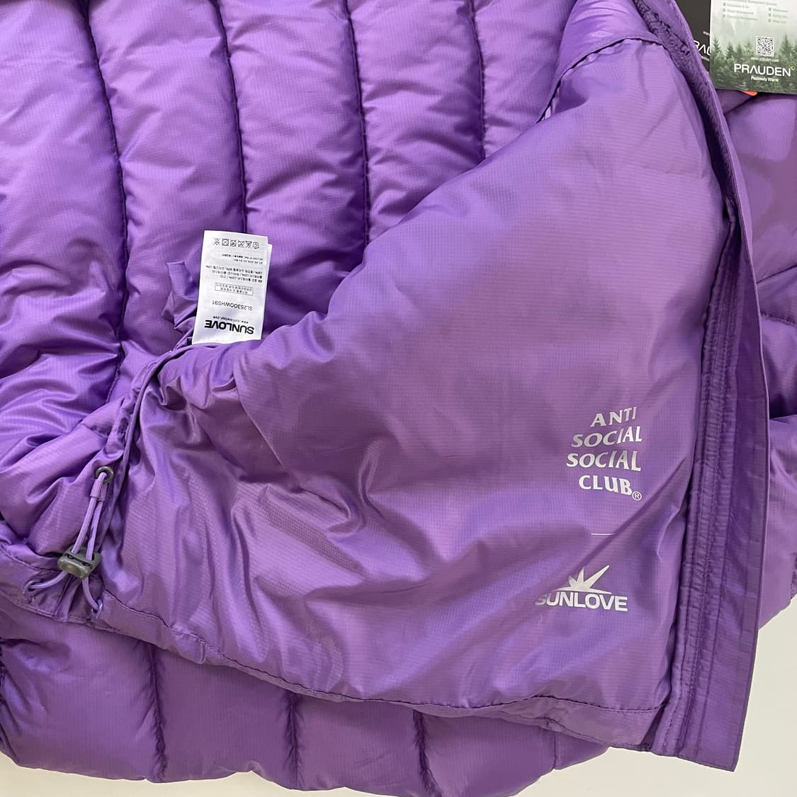  썬러브 X 안티소셜클럽 플라이 라이트 경량 다운자켓 (on.45) 상품이미지8