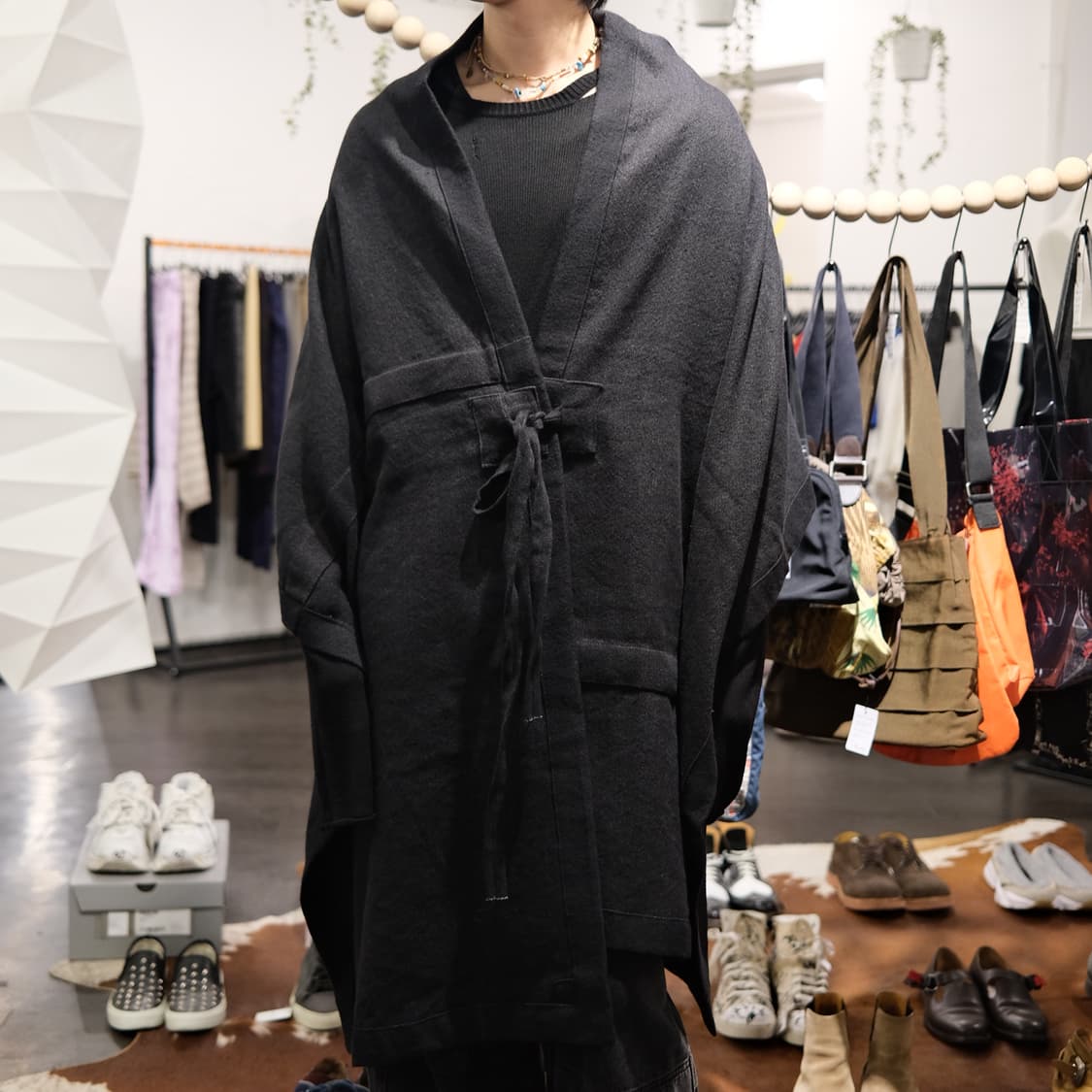 얀얀반에쉐 17aw 로브 코트 상품이미지4