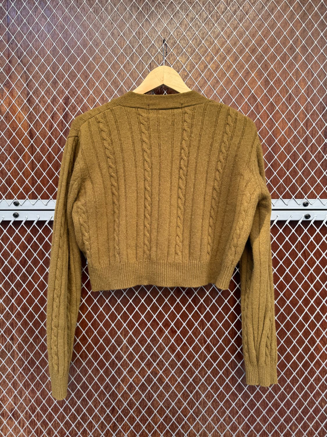 Sculptor 스컬프터 케이블 꽈배기 크롭 울 니트 가디건 상품이미지6