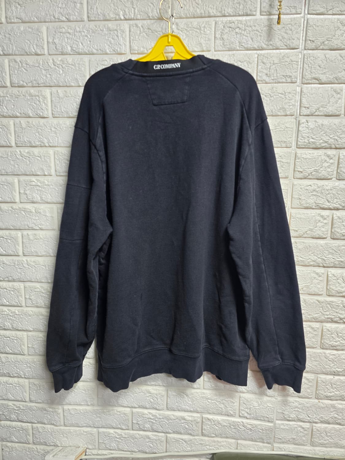 cp컴퍼니 맨투맨 xxxl 상품이미지2