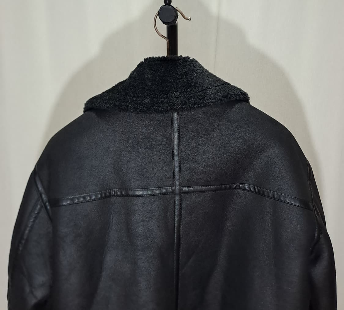 (새상품급) 킨록 23FW 비건레더 무스탕 100 A982 상품이미지6