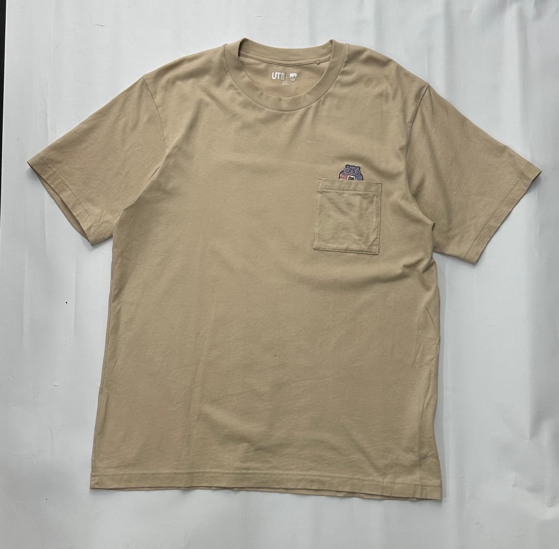 재팬 유니클로 UT 빈티지 명탐정 코난 베이지 라운드 반팔 티셔츠 상품이미지2