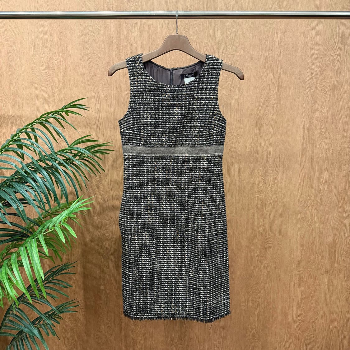 막스마라 슬리브리스 미디 원피스 트위드 패턴 밑단 프린지 디테일 브라운 상품이미지1