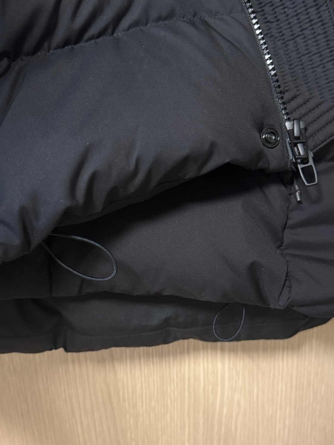 룰루레몬 원더 퍼프 600 다운 필 베스트 패딩 조끼 블랙 M 상품이미지6