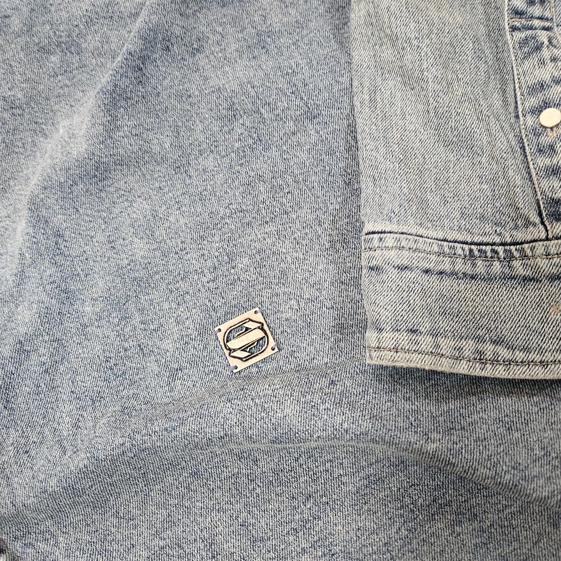 시스템(System) 20ss 빈티지 루즈핏 메탈로고 데님 셔츠 상품이미지6