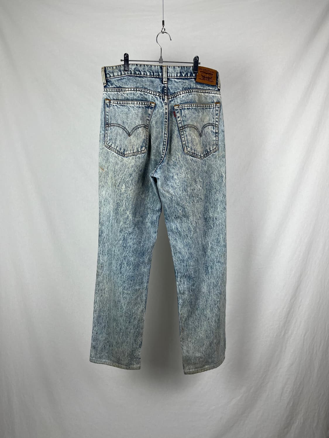 Levi's 가죽탭 연청 데님팬츠  상품이미지4