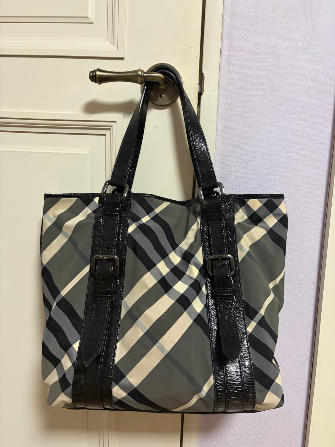 (정품)버버리 노바체크 블랙 빈티지 토트백 상품이미지2