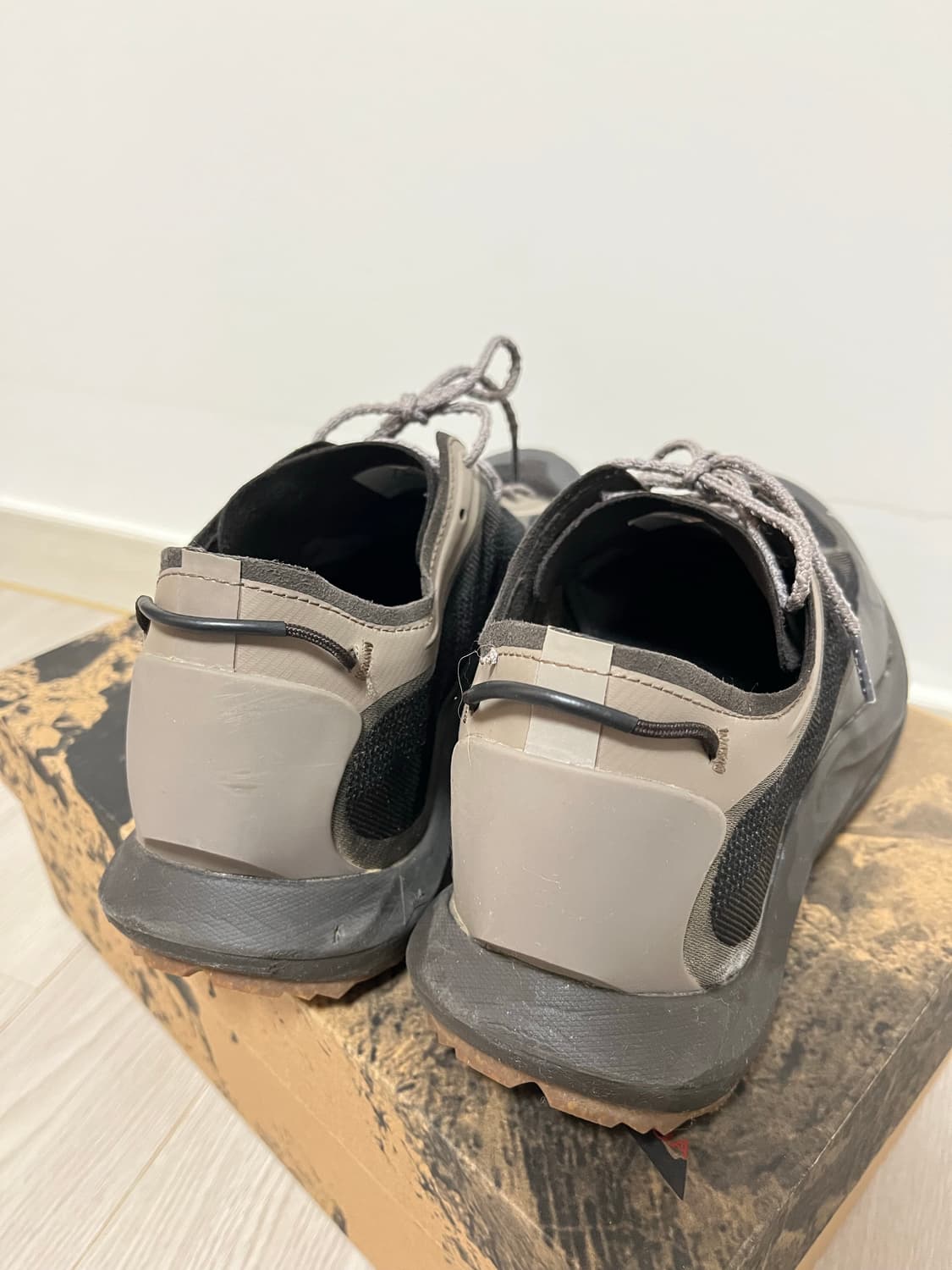 [41] 로아 Roa 셀라 브라운 상품이미지3