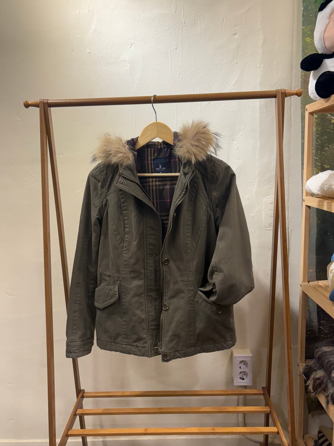 카키 퍼자켓 겨울자켓 퍼후드자켓 코디세트 상품이미지4