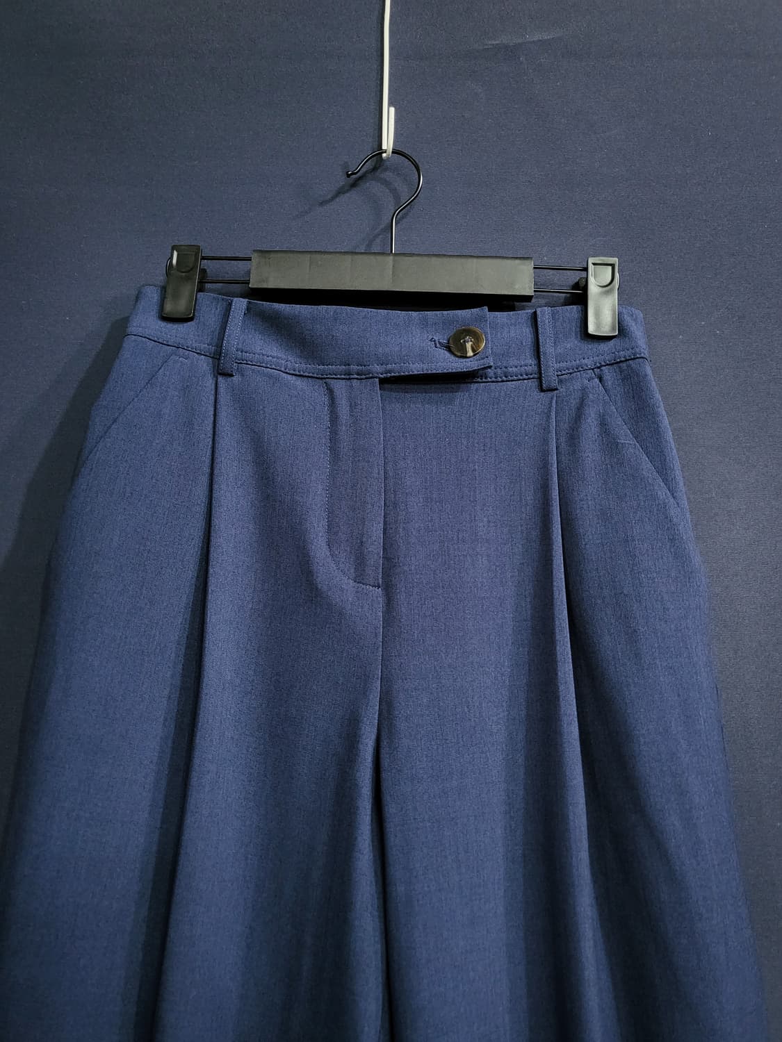 엣지 와이드 핀턱팬츠 상품이미지2