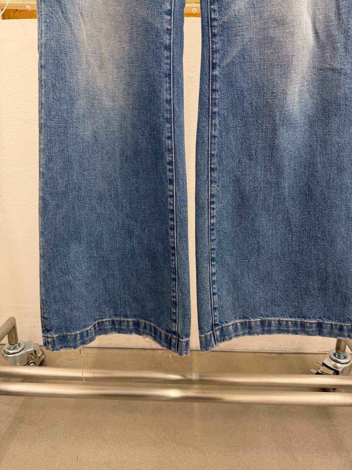 acne studios bootscut denim  상품이미지4