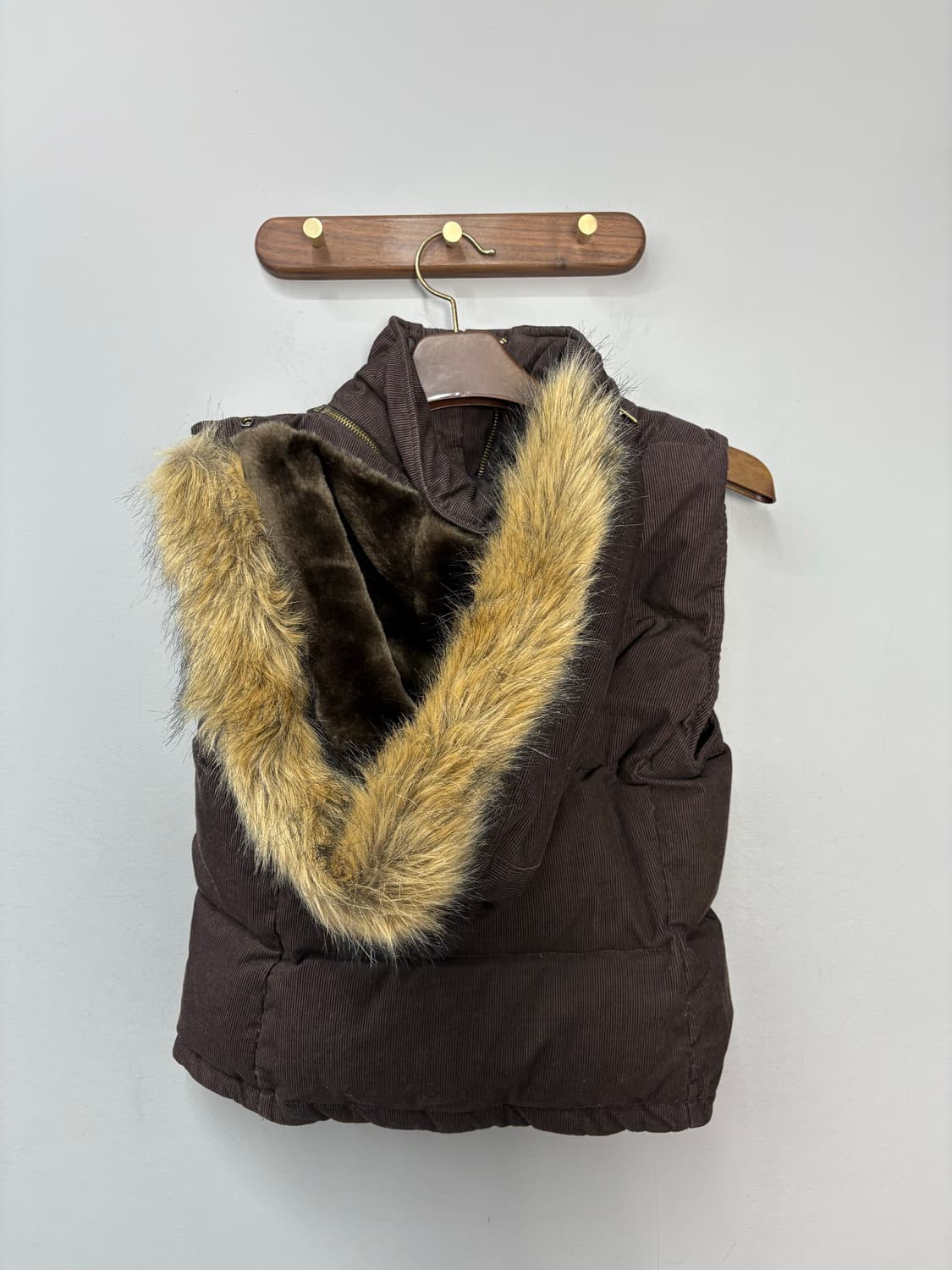 폴로진스컴퍼니 코듀로이 패딩 베스트 (퍼 탈부착 가능) A3102 상품이미지6