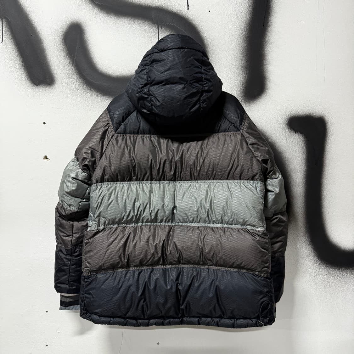 나이키 올드스쿨 리버시블 스몰 스우시 구스다운 패딩 점퍼 상품이미지2