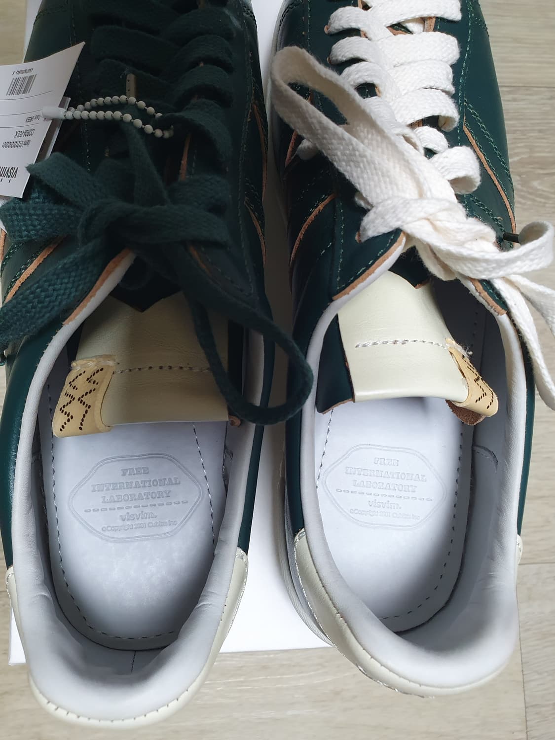 [M9] 21AW 비즈빔 코르다 포크 레더 그린 새제품 팝니다 상품이미지7