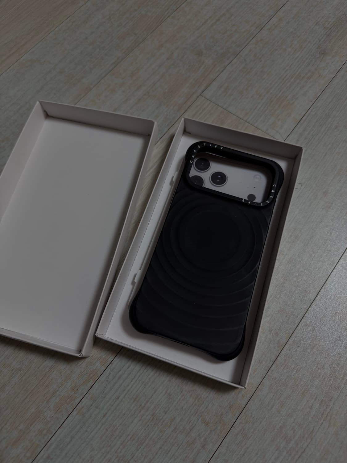 아이폰17프로맥스 리플케이스블랙  상품이미지1