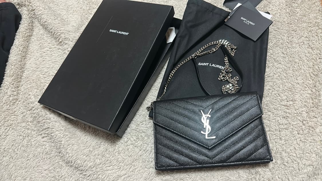 입생로랑 생로랑 saint laurent 지갑 파우치 woc 가방  상품이미지1