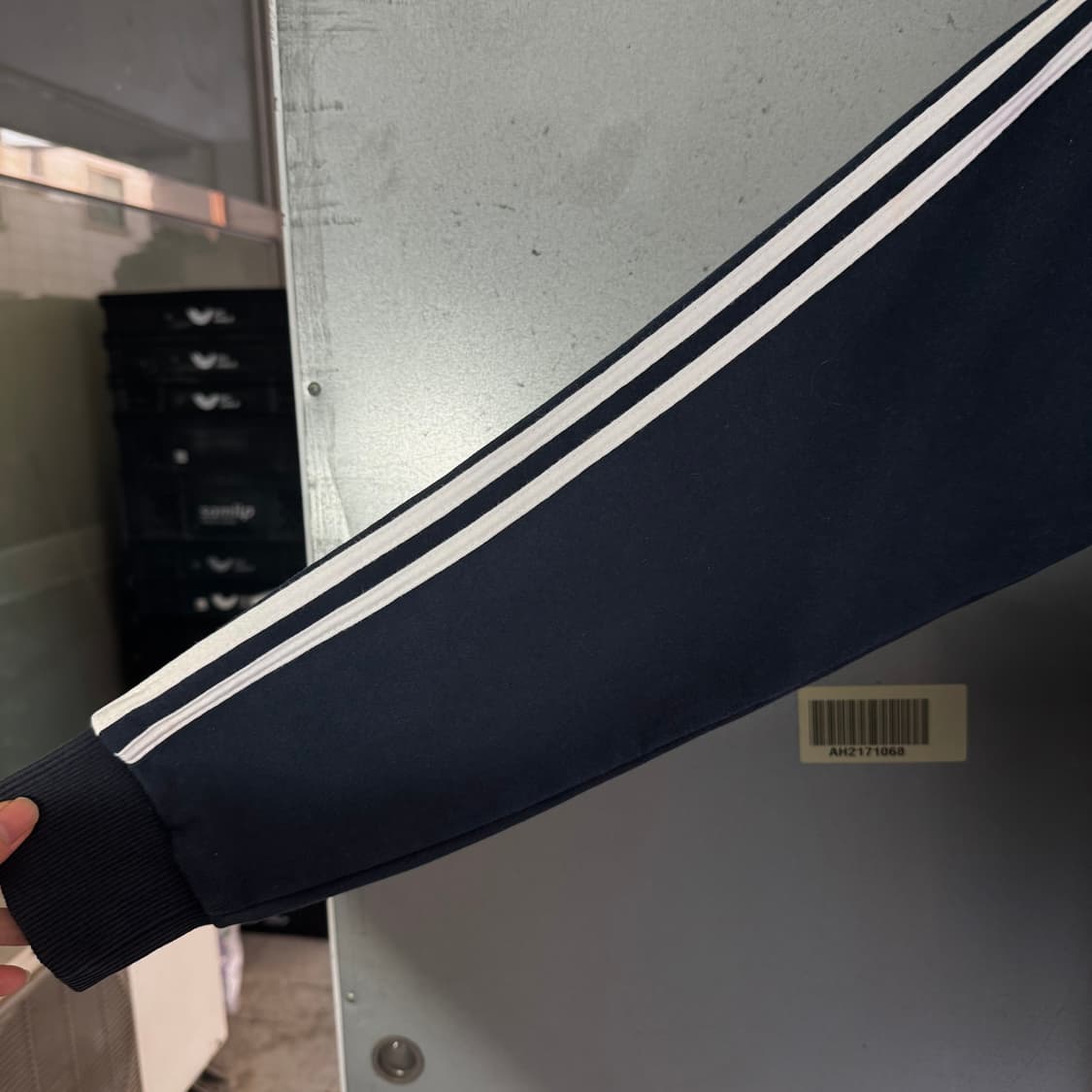 05s 아디다스 레알 마드리드 로고 블럭 맨투맨 상품이미지5