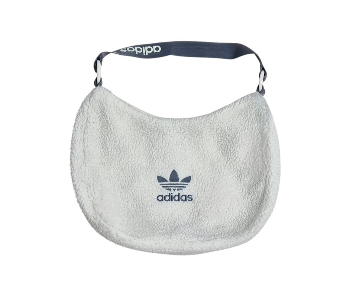 아디다스 유로파 뽀글이 양털 숄더백 상품이미지1