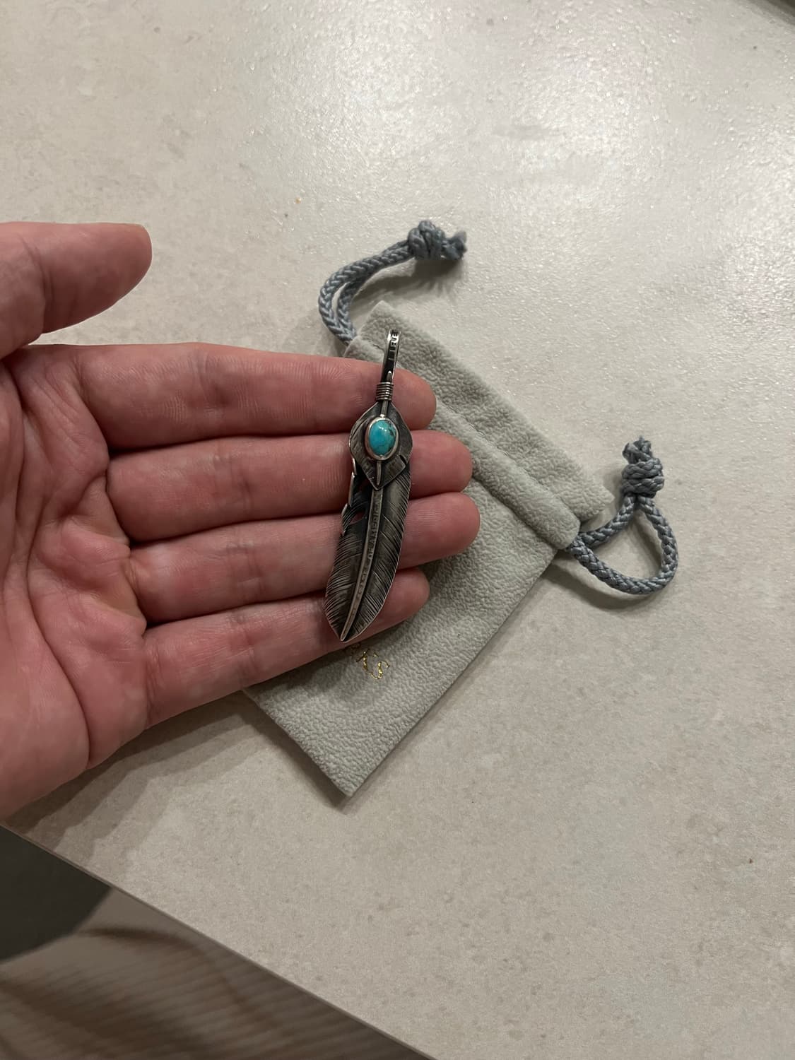 노스웍스 X 컬티즘 터키석 깃털 펜던트 상품이미지2