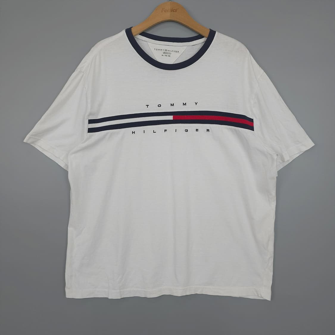 타미힐피거 Tommy Hilfiger 로고 라인 반팔티 화이트 XL 상품이미지1