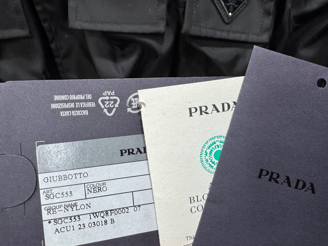 새상품급 프라다 리나일론 포켓 사파리 자켓 48사이즈  상품이미지4