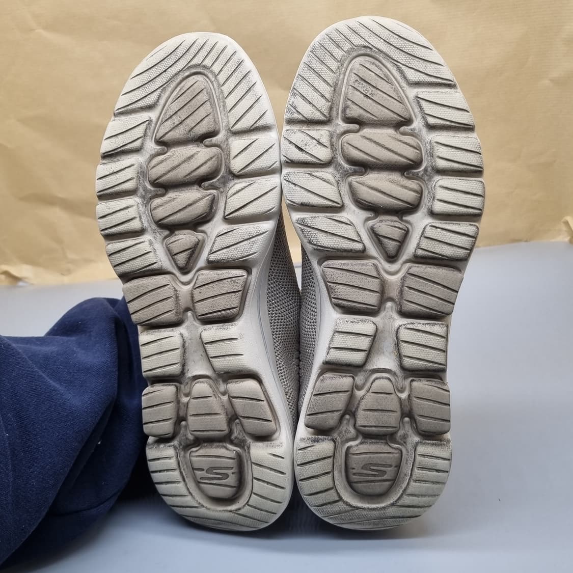 스케쳐스 고워크6 슬립온 250 상품이미지3