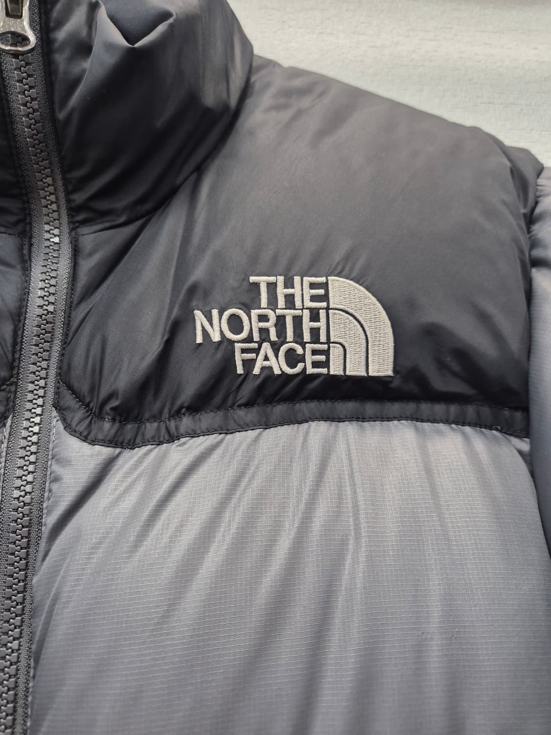 노스페이스 눕시 700  패딩 그레이 / 55 (정품) 상품이미지2