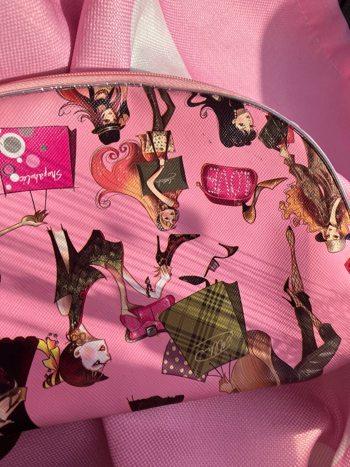 2000s 일러스트 파우치 상품이미지2