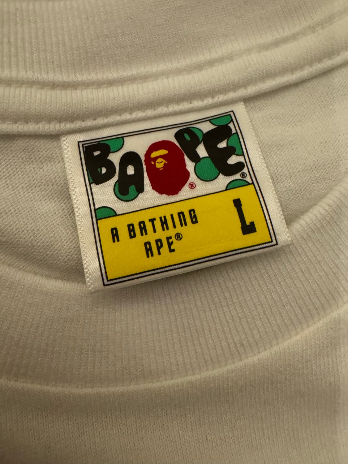 (영수증 있음)새상품 베이프 마일로 온 에이프 헤드 티셔츠 화이트 L 상품이미지8