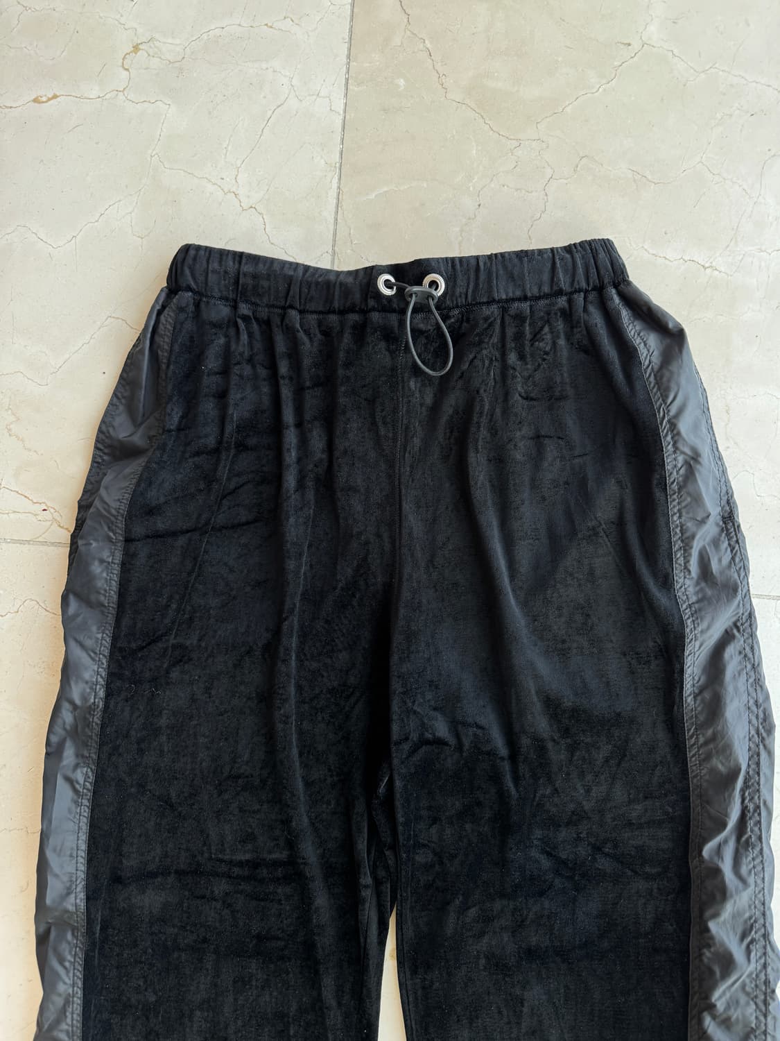 토가 풀라 Toga Pulla 아카이브스 벨벳 트랙 팬츠 블랙 38 상품이미지3