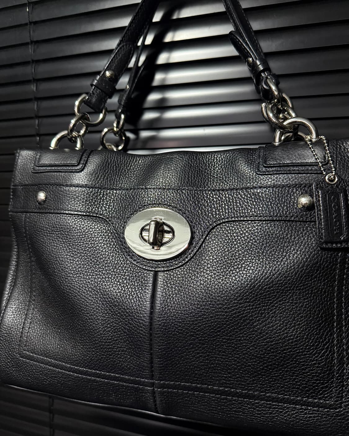 코치 체인 가죽 블랙 숄더 사첼백 핸드백 토드백 첼시백 락 시크 고스펑크 상품이미지6