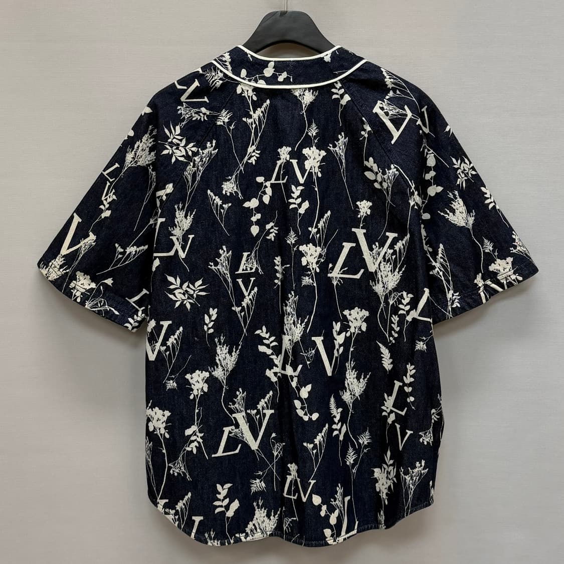 루이비통 LV 리프 데님 베이스볼 반팔셔츠 (105) 상품이미지4