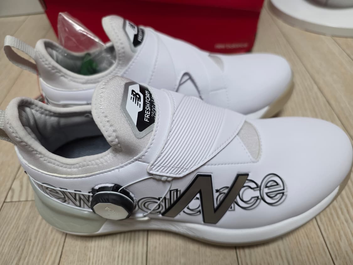 뉴발란스 골프화240 상품이미지1