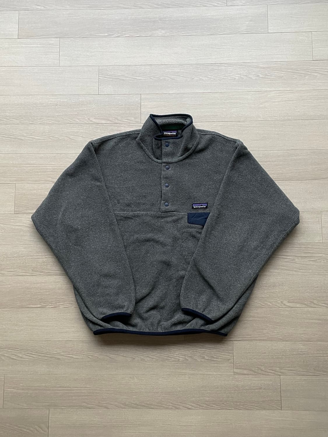 파타고니아 신칠라 니켈 네이비 그레이 플리스 patagonia 상품이미지1