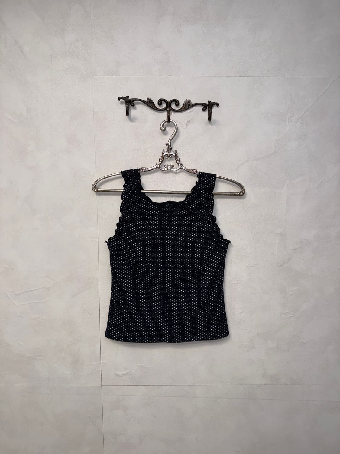 Brandy Melville navy dot ribbon 슬리브리스 상품이미지6