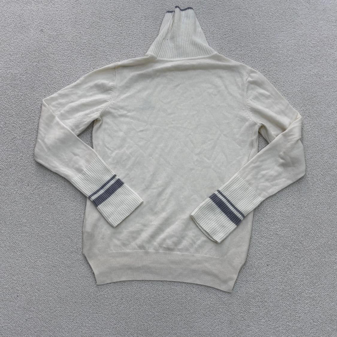 95 장미셸바스키아 터틀넥 니트 0403E 상품이미지2