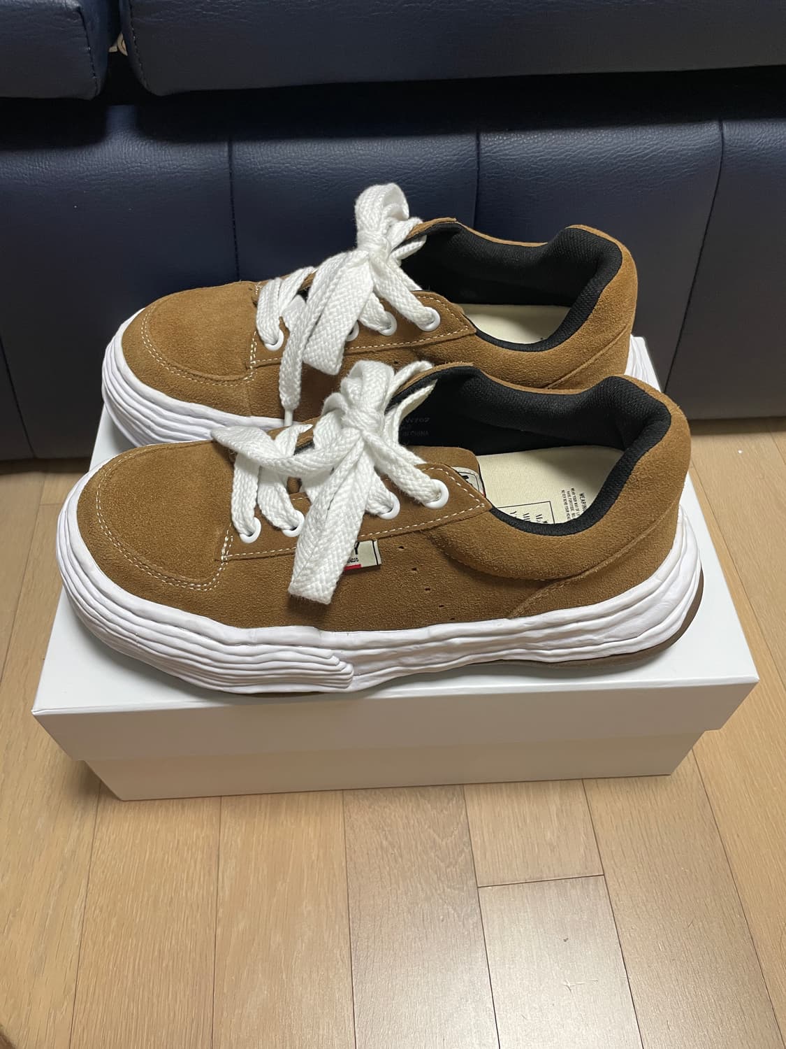 미하라 야스히로 올리버 브라운 42사이즈 상품이미지1